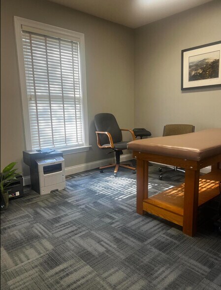 More Photos Of 383 Corbin Center Dr, Corbin Healthcare For Lease