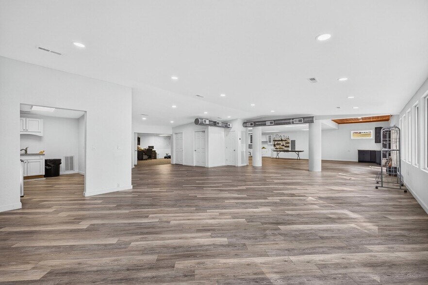 More Photos Of 4925 Hooper Hwy, Cosby Flex For Sale