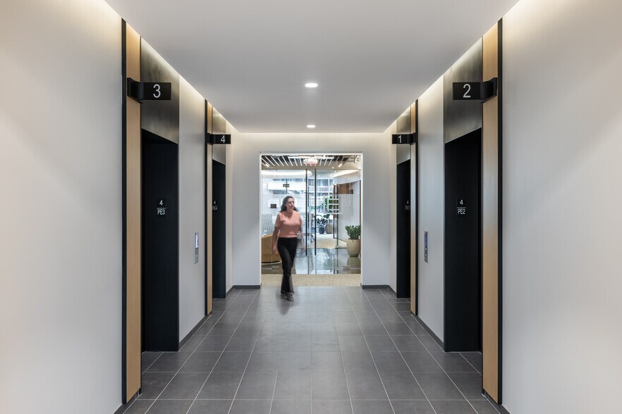 More Photos Of 3901 N Fairfax Dr, Arlington Office For Lease