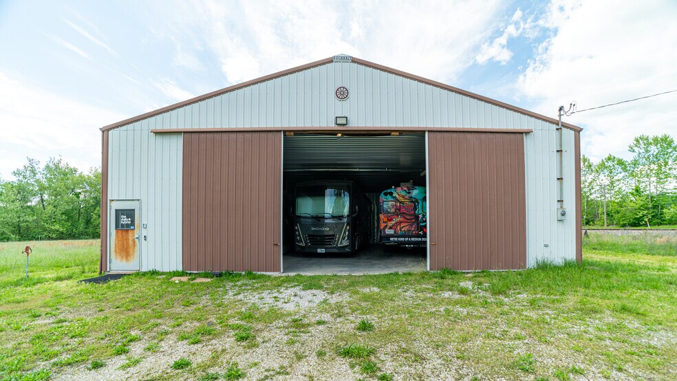 More Photos Of 337 W Main St, Eureka Land For Sale