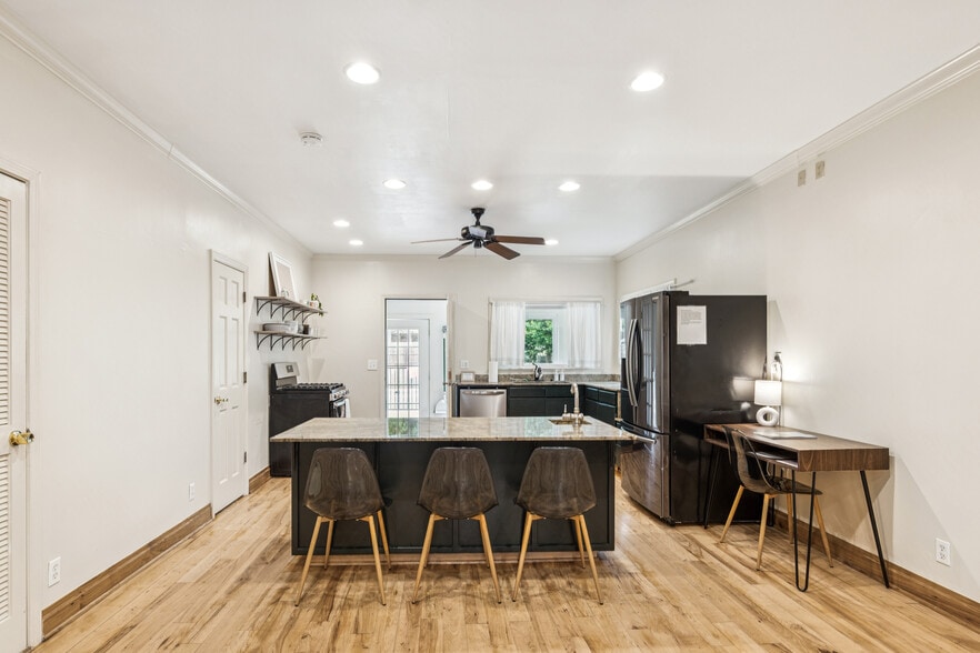 More Photos Of 1915 S Boston Ave, Tulsa Apartments For Sale