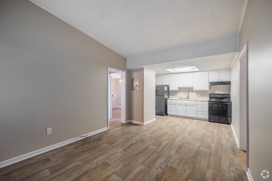 More Photos Of 210 Lanier Dr, Statesboro Apartments For Sale