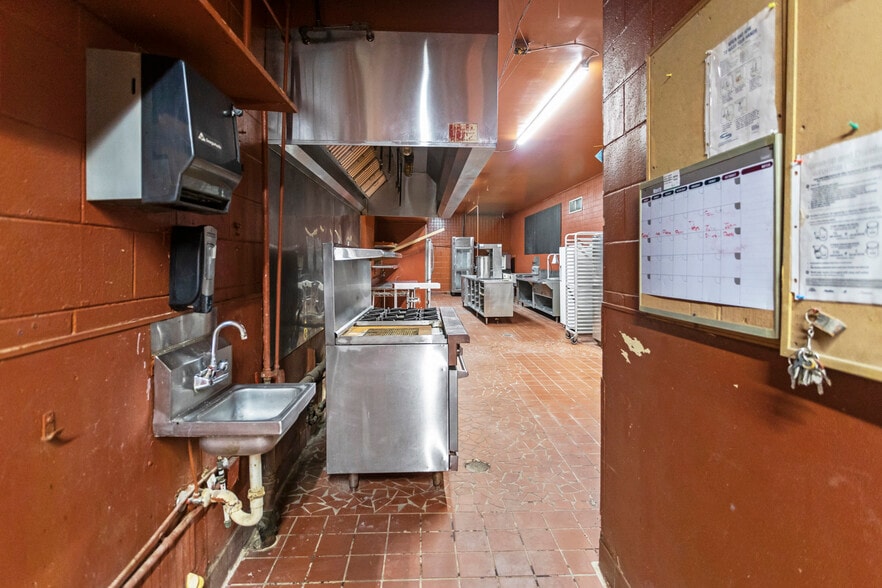 More Photos Of 720 E Oglethorpe Hwy, Hinesville Restaurant For Sale