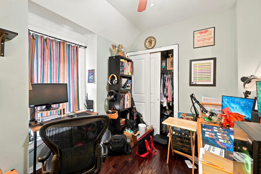 More Photos Of 807 S 49th St, Philadelphia Apartments For Sale