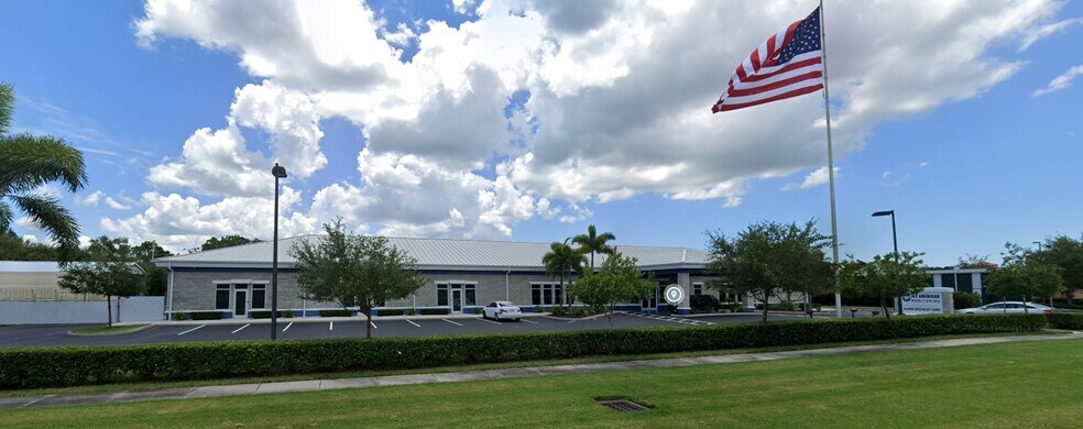 More Photos Of 1301 Sarasota Center Blvd, Sarasota Office For Lease