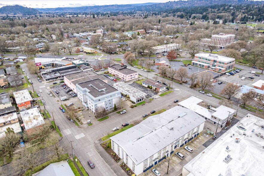 More Photos Of 1221-1227 17th Ave, Longview Loft Creative Space For Sale