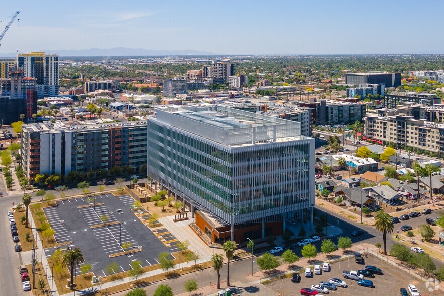 More Photos Of 850 N 5th St, Phoenix Medical For Lease