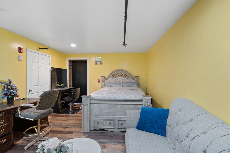 More Photos Of 317 W Fayette St, Syracuse Storefront Retail Office For Sale