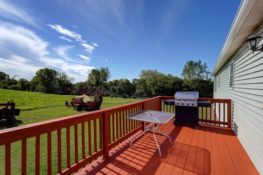 More Photos Of 1262 Fitzpatrick Rd, Auburn Specialty For Sale