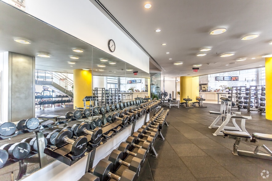 More Photos Of 1500-1506 Bay Rd, Miami Beach Apartments For Lease
