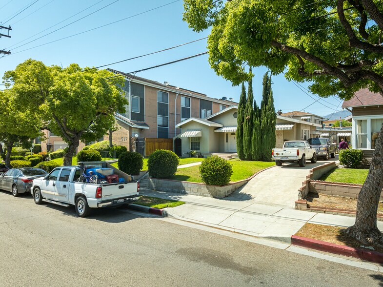 More Photos Of 529 Raleigh St, Glendale Apartments For Sale