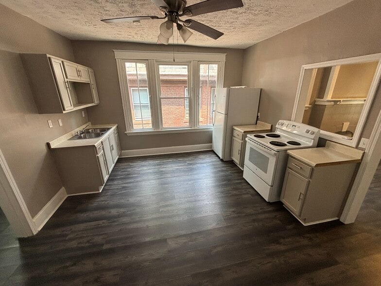 More Photos Of 811 S Fred Shuttlesworth Cir, Cincinnati Apartments For Sale