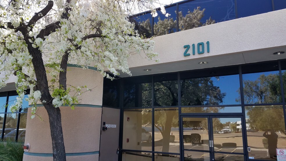More Photos Of 2101-2121 W Alice Ave, Phoenix Research And Development For Lease