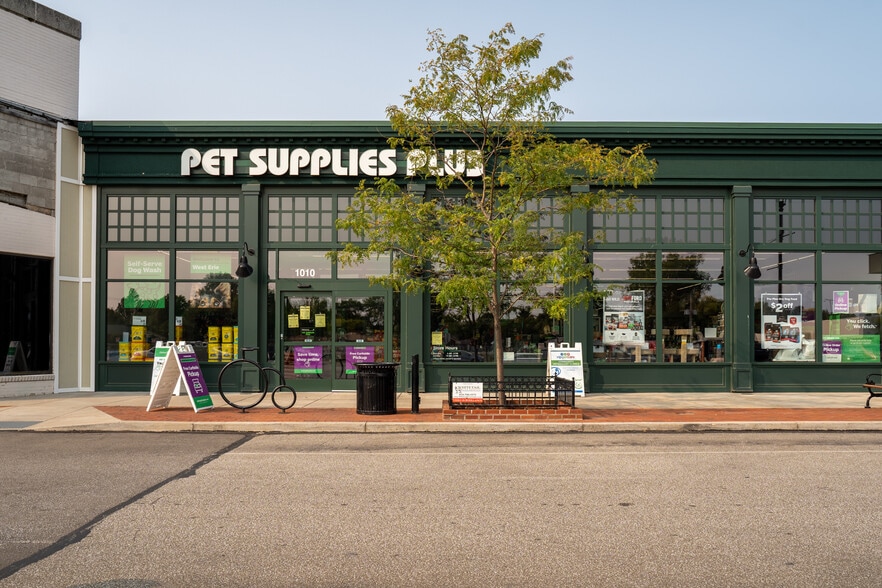 More Photos Of 1000 W Erie Plz, Erie Land For Lease