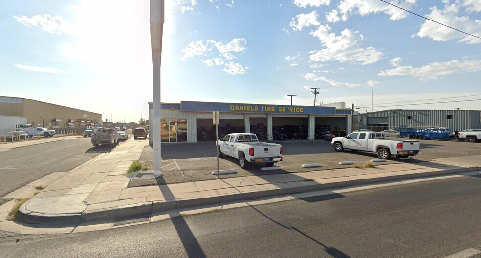 More Photos Of 315 S 4th St, El Centro Auto Repair For Sale