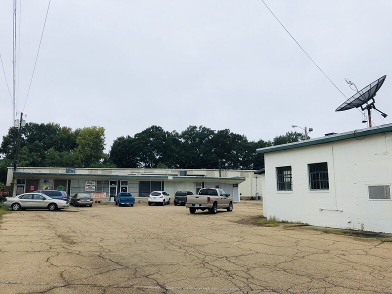 More Photos Of 4151-4159 Northview Dr, Jackson Unknown For Lease