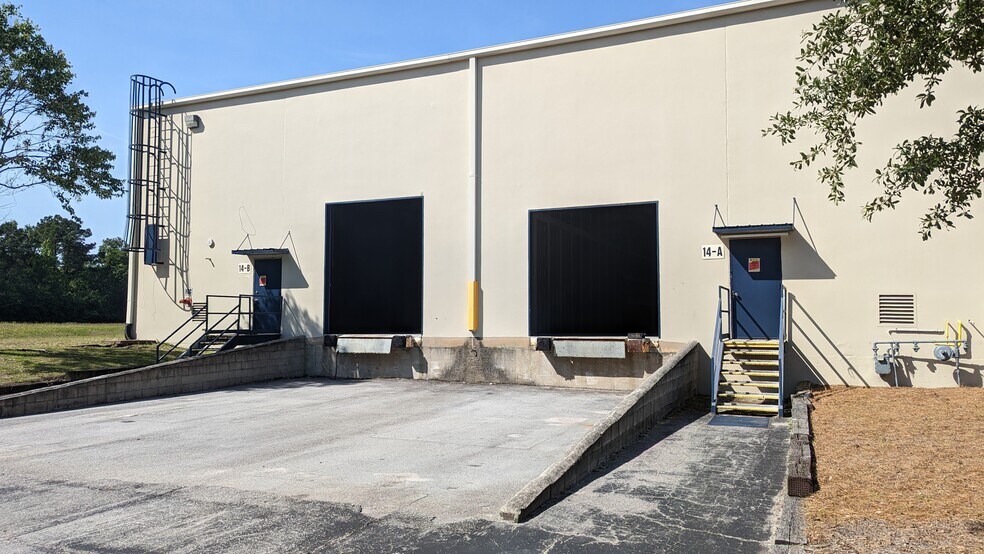 More Photos Of 312 Raleigh St, Wilmington Warehouse For Lease