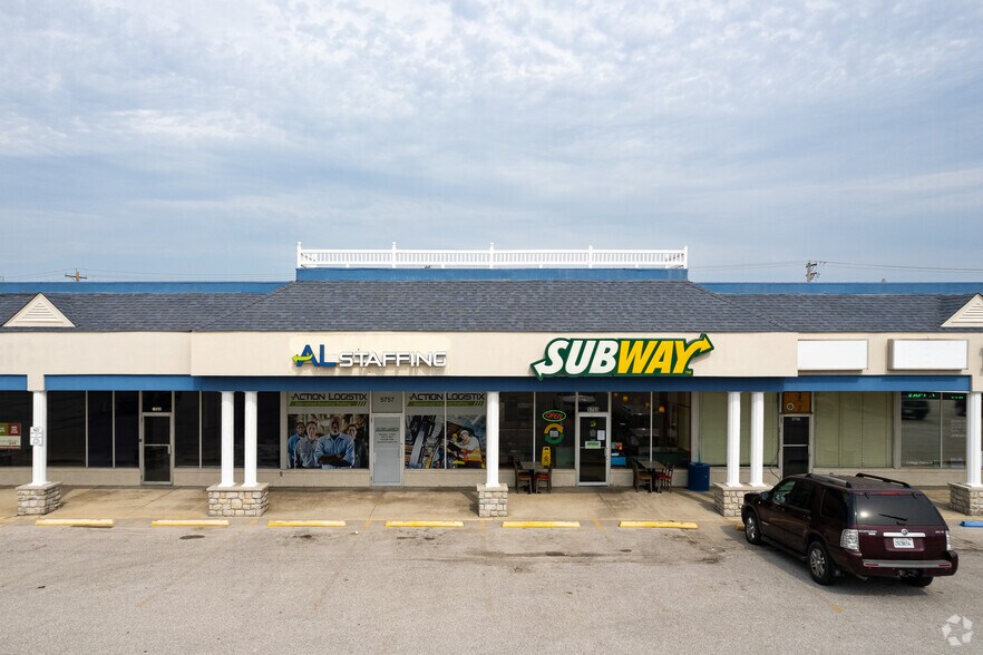 More Photos Of 5701-5777 Godfrey Rd, Godfrey Storefront For Lease