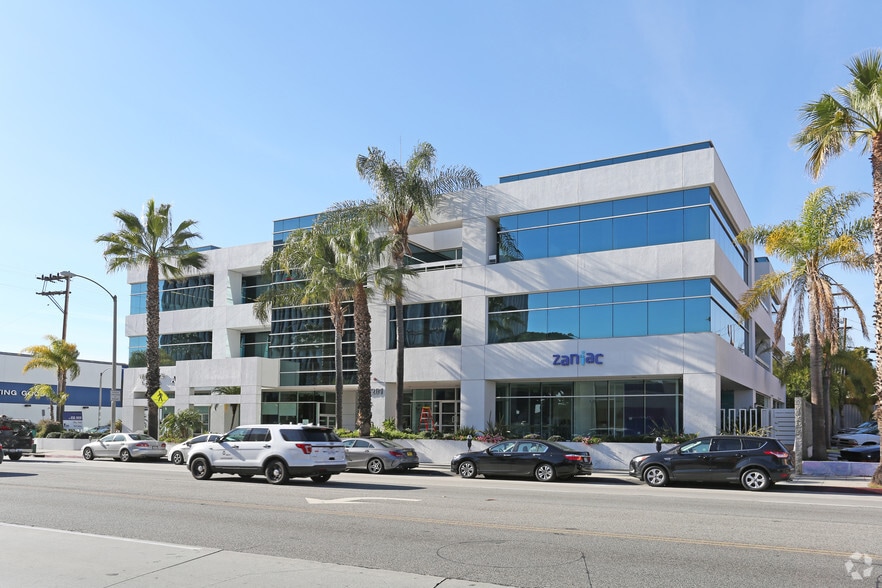 More Photos Of 3201 Wilshire Blvd, Santa Monica Office For Lease