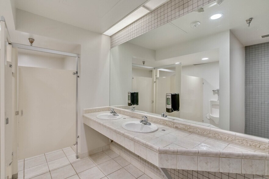 More Photos Of 2201 Lucien Way, Maitland Office For Sale