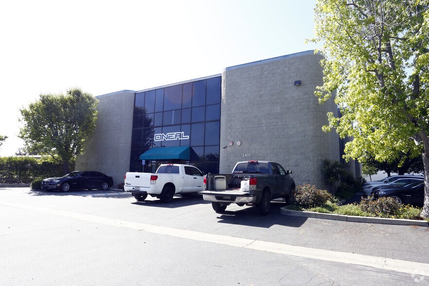 More Photos Of 5401 Tech Cir, Moorpark Research And Development For Lease