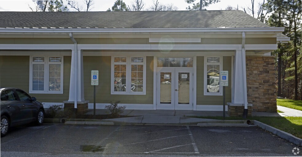 More Photos Of 2436-2460 Colony Crossing Pl, Midlothian Office For Sale