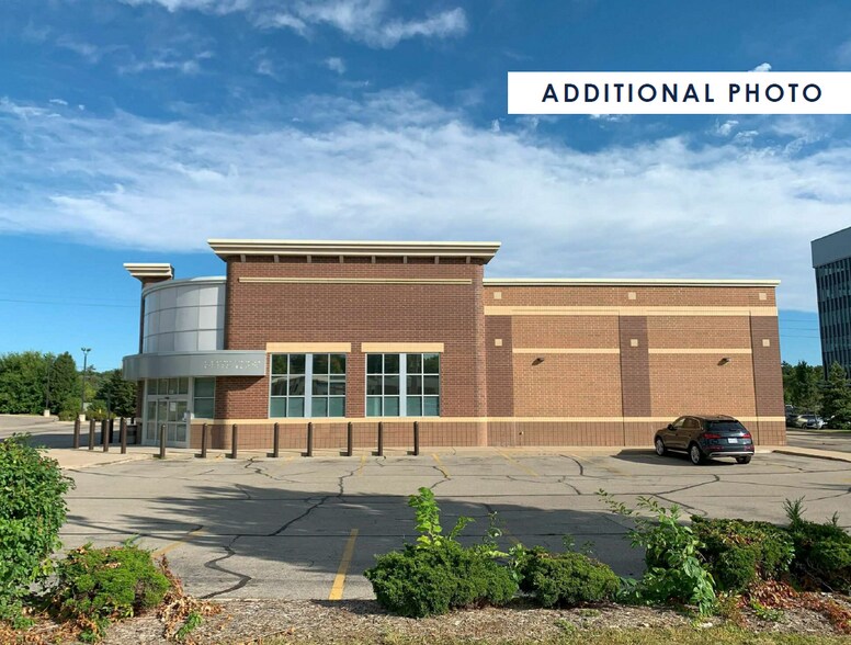 More Photos Of 111 E Saginaw St, East Lansing Drugstore For Sale
