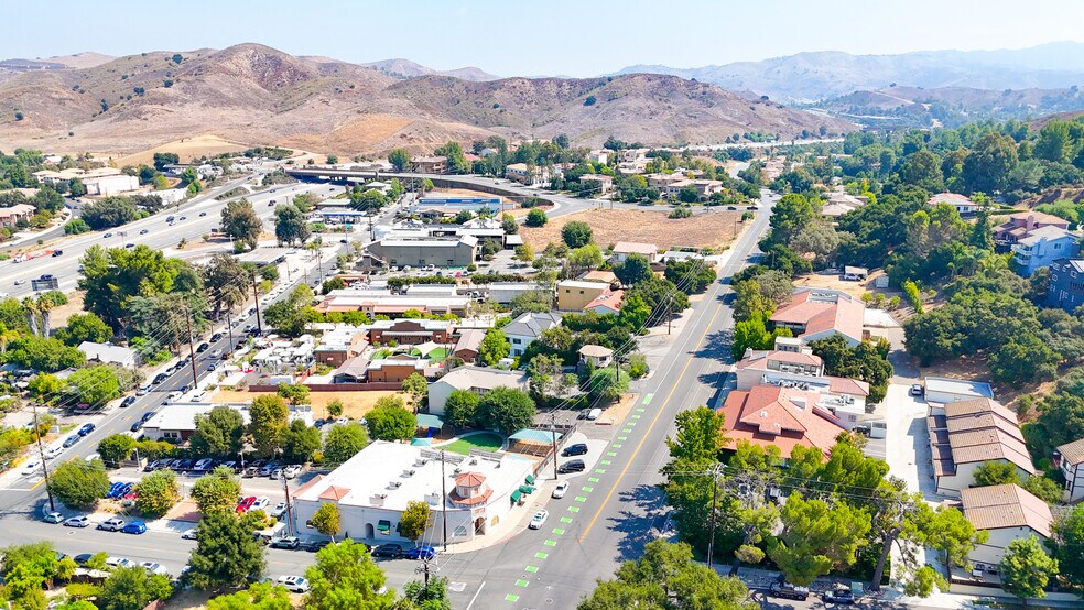 More Photos Of 28215 Agoura Rd, Agoura Hills Office For Sale