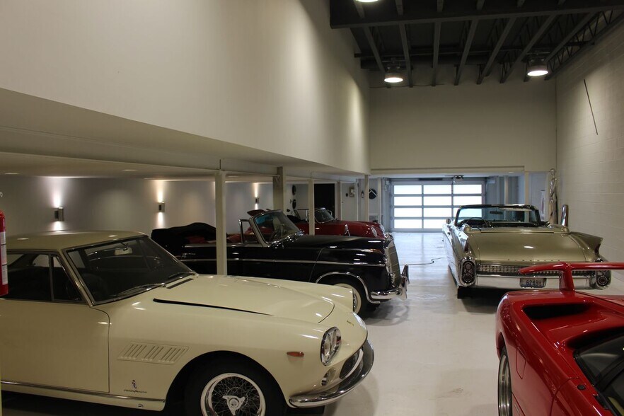 More Photos Of 2220 N Pacific St, Seattle Warehouse For Lease