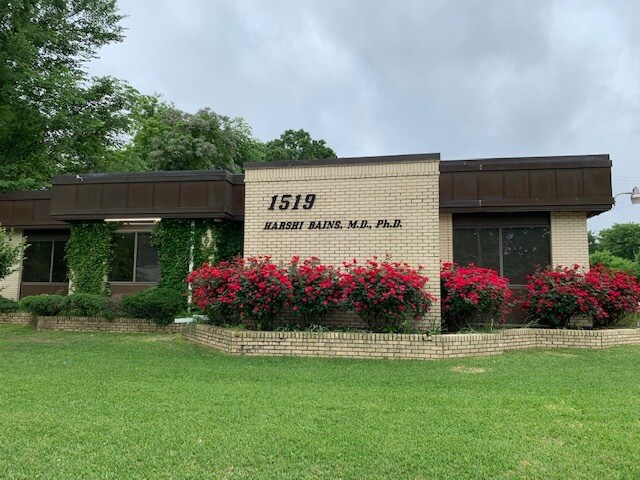 More Photos Of 1509-1601 E Front St, Tyler Medical For Sale