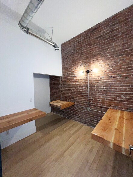 More Photos Of 2049-2053 Larimer St, Denver Storefront Retail Office For Sale