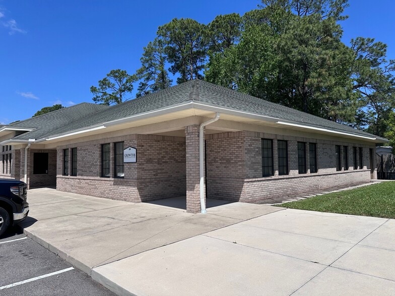 Primary Photo Of 14011 Beach Blvd, Jacksonville Medical For Sale