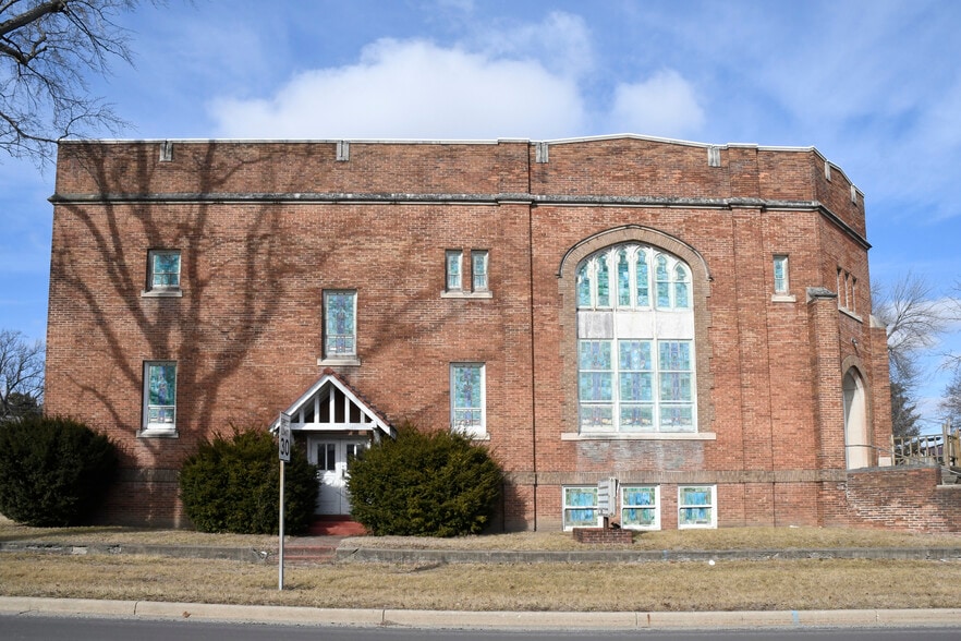 More Photos Of 201 Mill st, Veedersburg Religious Facility For Sale