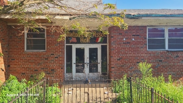 More Photos Of 208 N 5th Ave, Mount Vernon Specialty For Sale