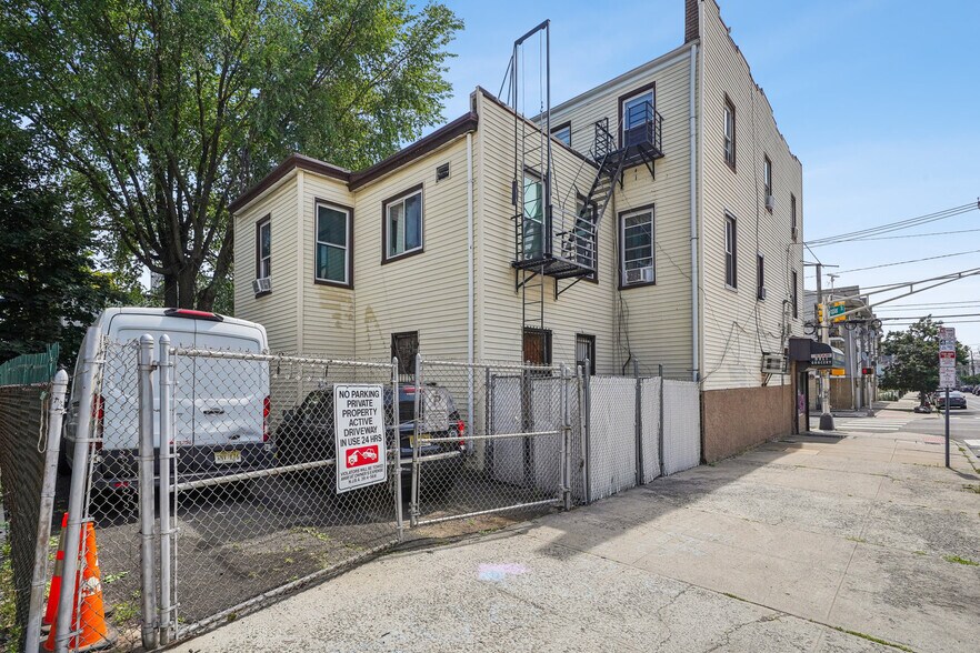 More Photos Of 1155 SUMMIT Ave, Jersey City Apartments For Sale