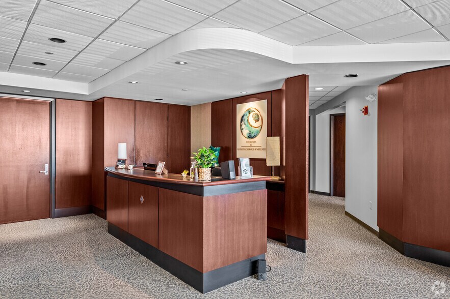More Photos Of 1100 Berkshire Blvd, Wyomissing Medical For Lease