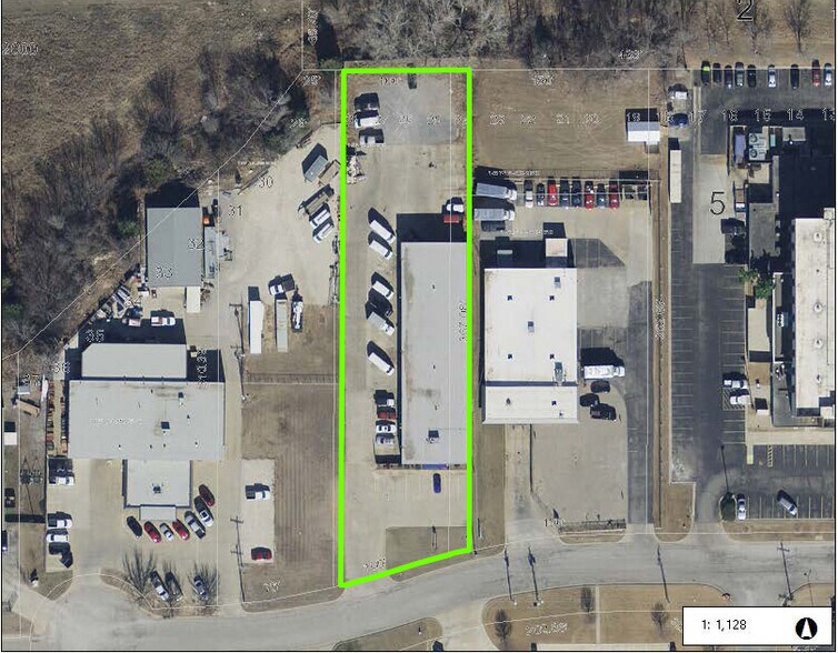 More Photos Of 4701 SW 18th St, Oklahoma City Manufacturing For Lease