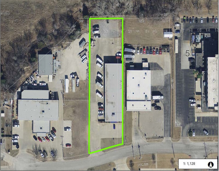 More Photos Of 4701 SW 18th St, Oklahoma City Manufacturing For Lease