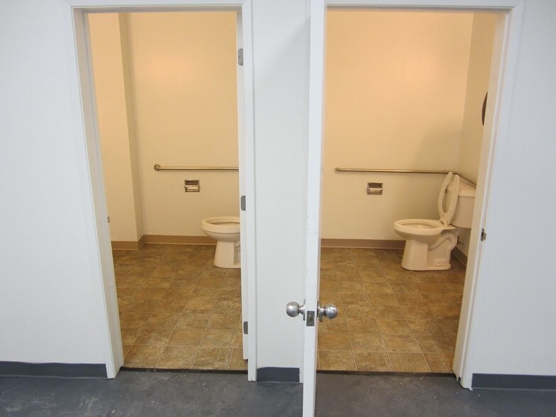 More Photos Of 1043 S Jackson St, Seattle Storefront Retail Office For Lease