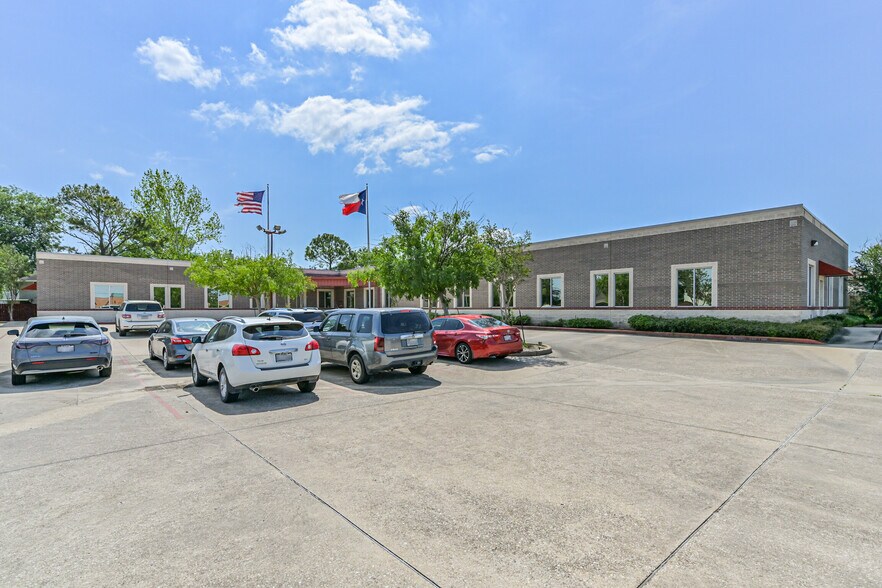 More Photos Of 4701 Preston Ave, Pasadena Office Residential For Sale