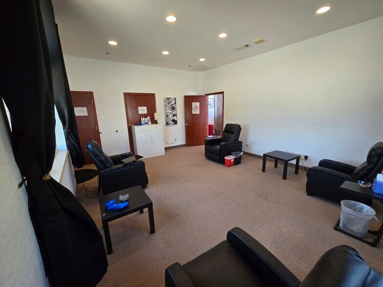 More Photos Of 22 Prestige Cir, Allen Office For Lease