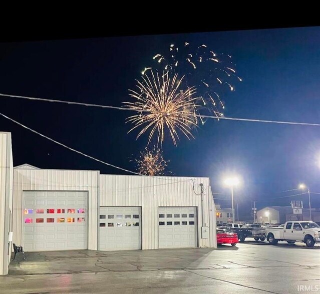 More Photos Of 311 W College Ave, Mount Vernon Auto Repair For Sale