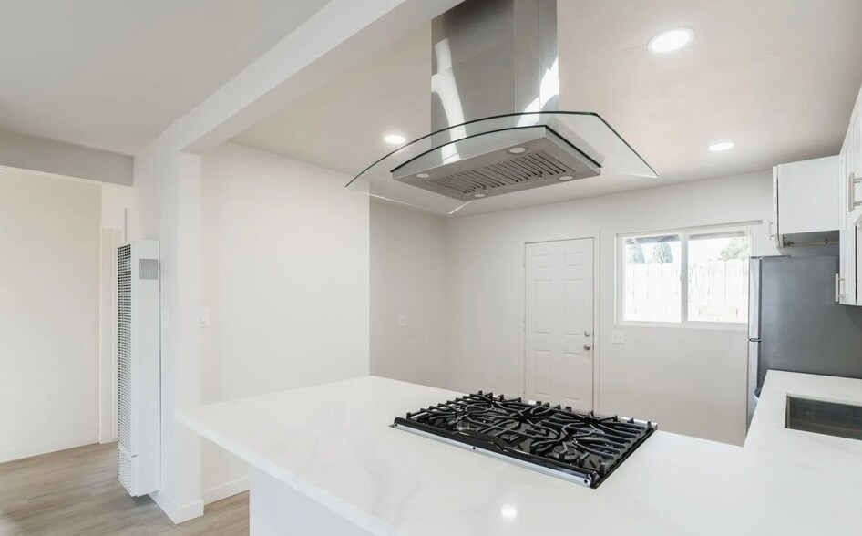 More Photos Of 134-138 5th Ave, Chula Vista Apartments For Sale