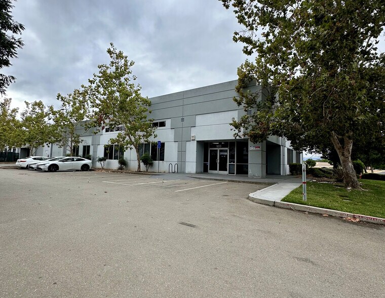 Primary Photo Of 1813 Rutan Dr, Livermore Warehouse For Lease