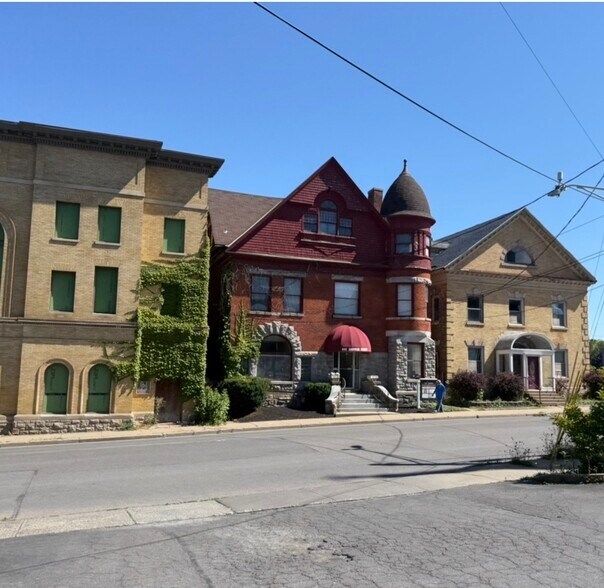 More Photos Of 1 Hopper St, Utica Office For Sale