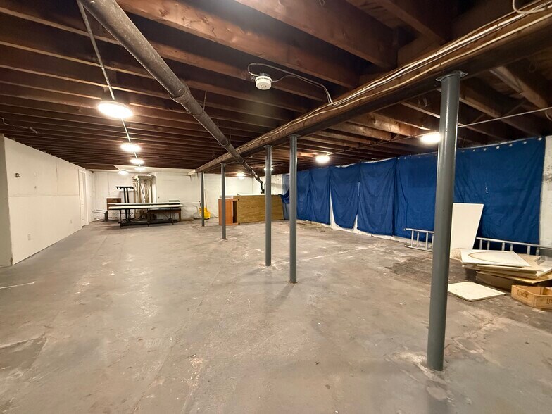 More Photos Of 118 W Boylston St, Worcester Freestanding For Sale