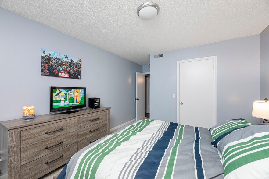 More Photos Of 100 S Kirkland Ave, Elkin Apartments For Sale