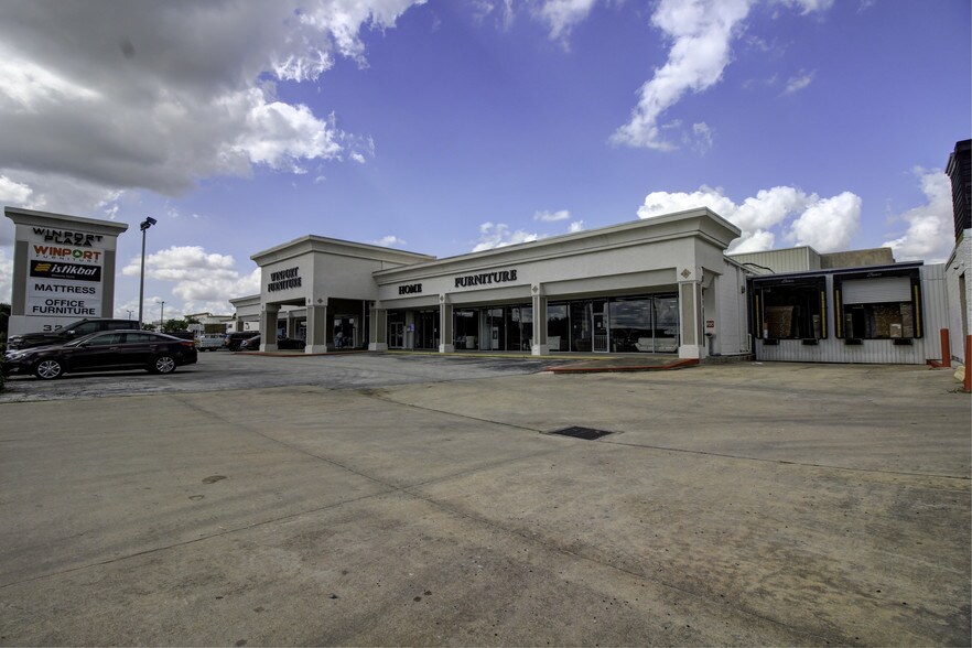 More Photos Of 3226 Hillcroft St, Houston Freestanding For Sale