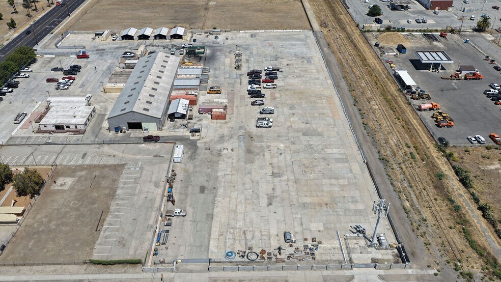 More Photos Of 170 E Oakland Ave, Hemet Land For Lease