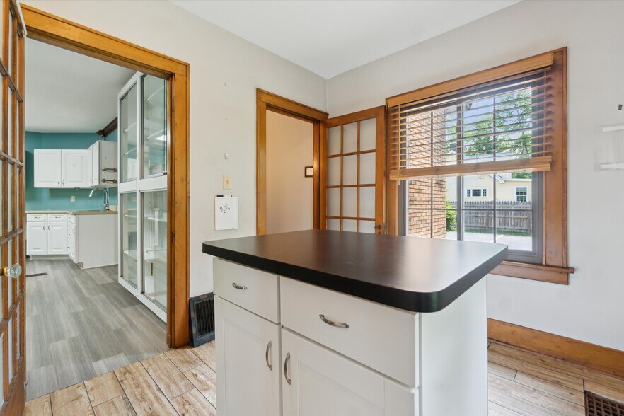 More Photos Of 4632 Okemos Rd, Okemos Medical For Sale